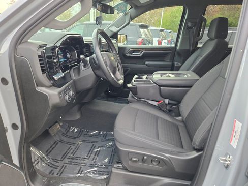 Certified 2024 Chevrolet Silverado 1500 LT image 18