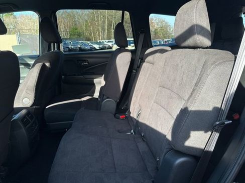 Used 2022 Honda Pilot Sport image 19