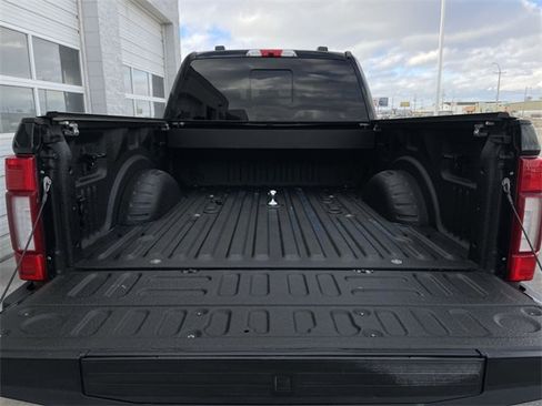 Used 2022 Ford F350 Platinum image 24