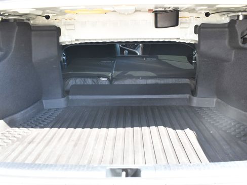 Used 2022 Toyota Camry XSE FWD image 11
