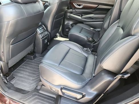 Used 2023 Subaru Ascent Touring AWD/4WD image 23