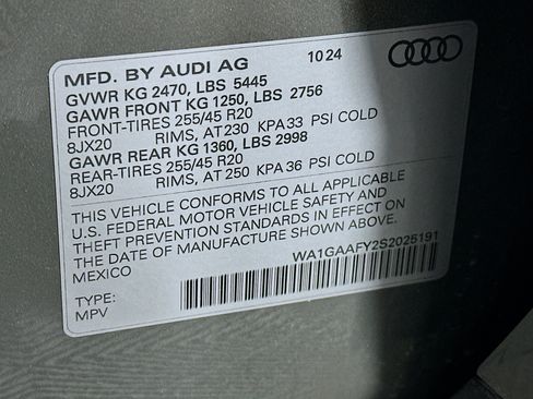 Used 2025 Audi Q5 2.0T Premium AWD/4WD image 12