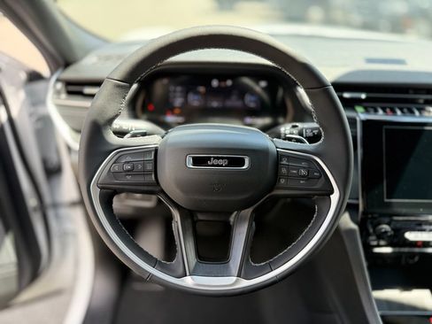New 2026 Jeep Grand Cherokee Laredo X AWD/4WD image 6