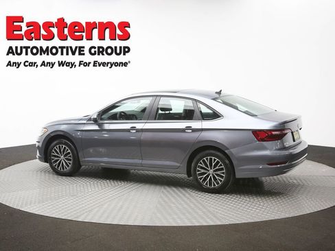 Used 2020 Volkswagen Jetta SE w/ SE Cold Weather Package image 64