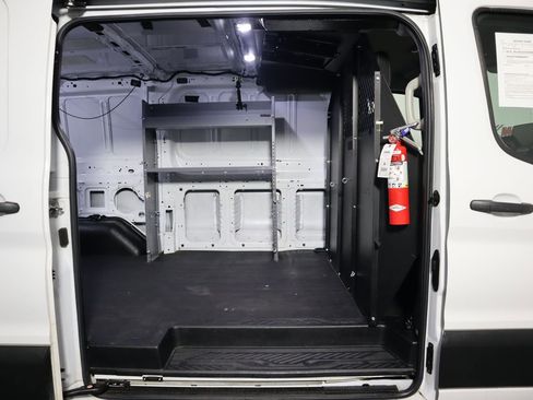Used 2020 Ford Transit 150 Low Roof AWD image 41