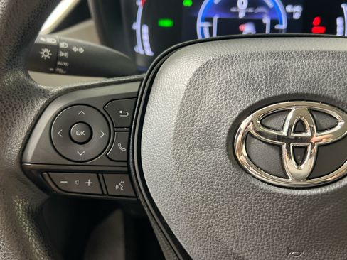 Used 2026 Toyota Corolla LE FWD image 18