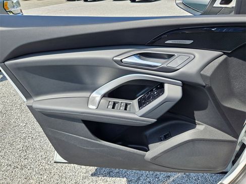 New 2025 Audi Q5 Premium Plus image 7