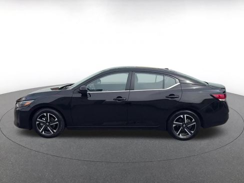 Used 2025 Nissan Sentra SV FWD image 9