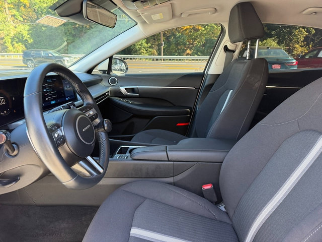 Used 2025 Hyundai Sonata SEL FWD image 15