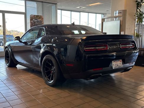 Used 2023 Dodge Challenger SRT Hellcat image 5