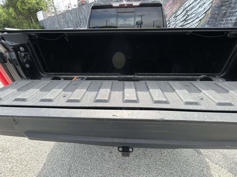 Used 2019 GMC Sierra 1500 AT4 w/ AT4 Premium Package AWD/4WD image 18