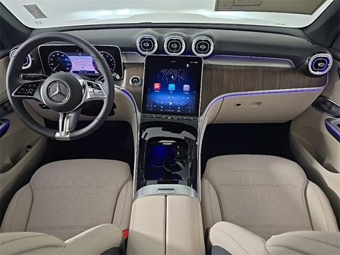Used 2026 Mercedes-Benz GLC 300 4MATIC image 27