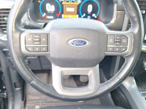 Used 2022 Ford F150 Lariat w/ Max Trailer Tow Package image 12