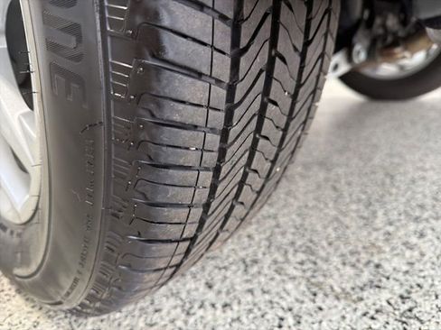 Used 2024 Chevrolet Equinox LT image 34