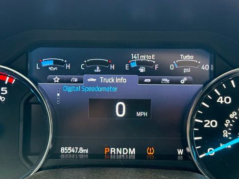 Used 2021 Ford F350 Platinum w/ Tremor Off-Road Package AWD/4WD image 10
