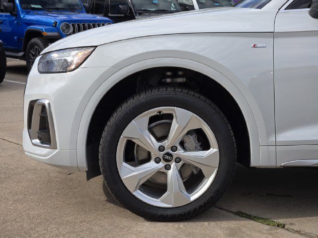 Used 2023 Audi Q5 2.0T Premium Plus w/ Premium Plus Package AWD/4WD image 9