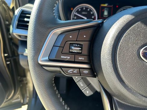 Used 2024 Subaru Forester Limited image 28