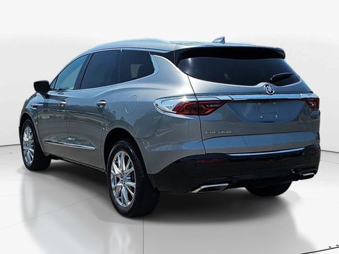 Used 2023 Buick Enclave Essence w/ Experience Buick Package FWD image 6
