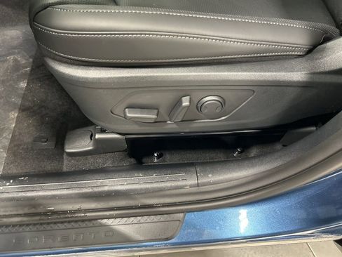 New 2026 Kia Sorento EX image 11