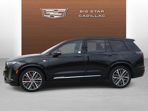 Used 2024 Cadillac XT6 Sport w/ Platinum Package image 2