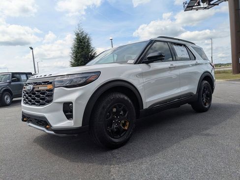 New 2026 Ford Explorer Tremor AWD/4WD image 8