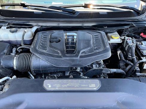 Used 2023 Jeep Wagoneer Series II AWD/4WD image 31