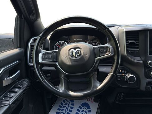 Used 2024 RAM 2500 Big Horn AWD/4WD image 12
