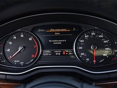 Used 2023 Audi A4 2.0T Premium w/ Convenience Package image 13