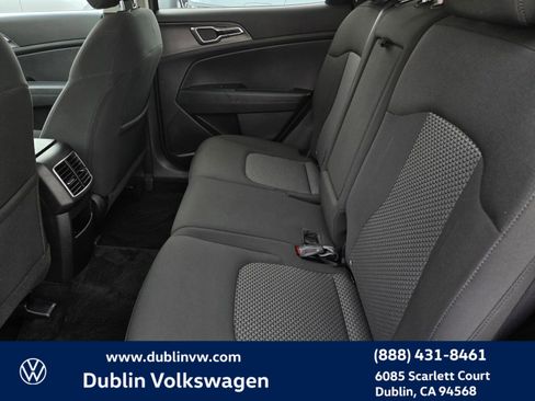 Used 2023 Kia Sportage LX FWD image 12
