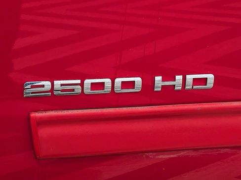 Used 2011 GMC Sierra 2500 SLE w/ SLE Preferred Package image 27