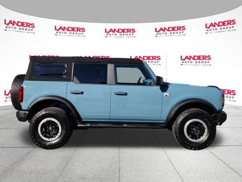 Used 2022 Ford Bronco Big Bend w/ Sasquatch Package image 2