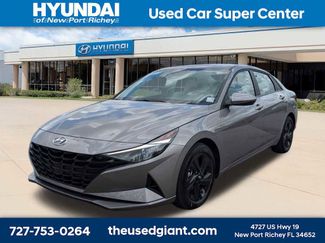 Used 2023 Hyundai Elantra SEL video 1