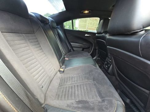 Used 2017 Dodge Charger R/T RWD image 14