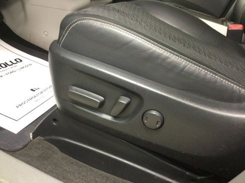 Used 2013 Toyota Sienna SE image 10