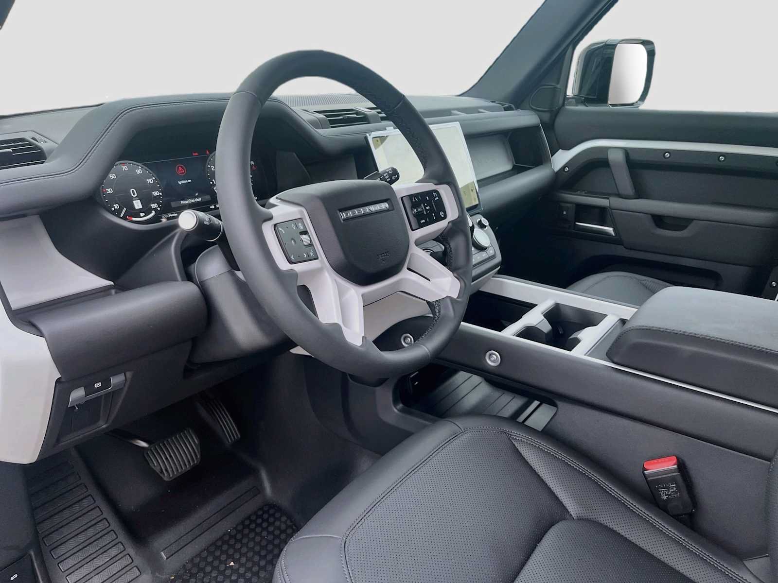 Used 2026 Land Rover Defender 110 X-Dynamic SE AWD/4WD image 12