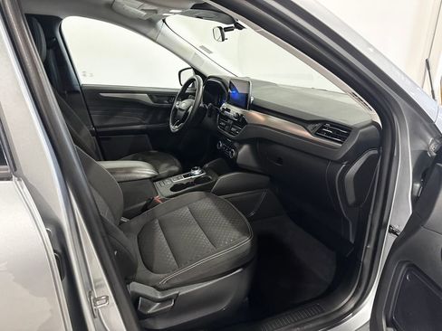 Used 2024 Ford Escape Active AWD/4WD image 23