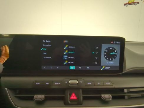 New 2025 Kia K4 LXS image 22