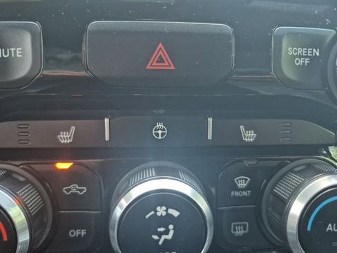 Used 2022 RAM 1500 Big Horn image 28