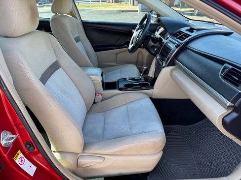 Used 2012 Toyota Camry L 4dr Sedan image 20