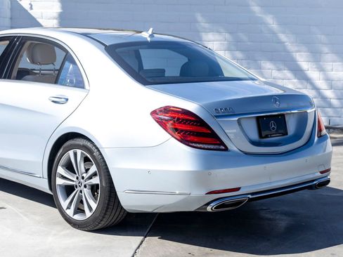 Used 2020 Mercedes-Benz S 560 Sedan image 8