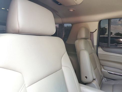 Used 2019 GMC Yukon XL SLT w/ Open Road Package image 24