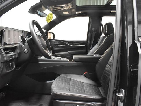 Certified 2023 Cadillac Escalade Premium Luxury Platinum w/ LPO, Floor Liner Package AWD/4WD image 2
