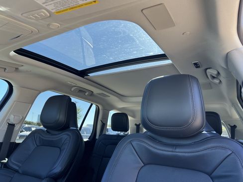 New 2025 Lincoln Aviator Reserve w/ Equipment Group 201A image 28