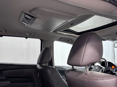 Used 2013 Honda Odyssey Touring image 26