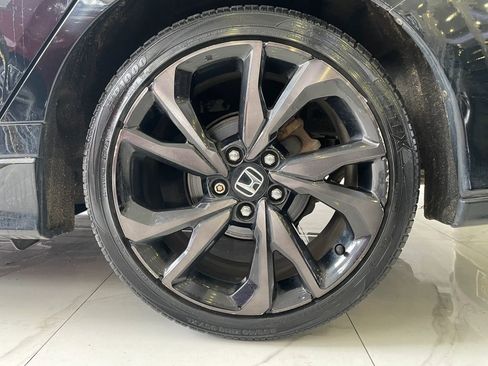 Used 2018 Honda Civic Sport Touring image 30