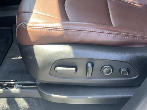 Used 2021 Buick Enclave Avenir AWD/4WD image 33
