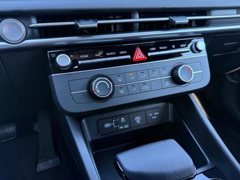 New 2026 Hyundai Santa Cruz SE FWD image 18