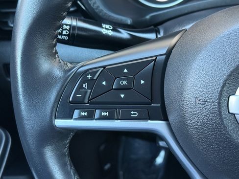 Used 2021 Nissan Sentra SV image 28