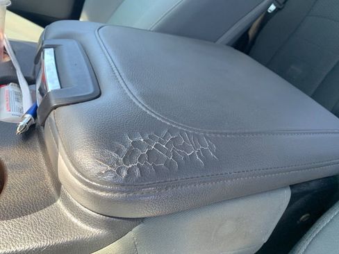 Used 2016 RAM 1500 Classic SLT AWD/4WD image 14