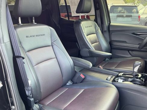 Certified 2019 Honda Ridgeline Black Edition image 21